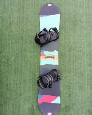 SNOWBOARD Burton i Vezovi 144 cm