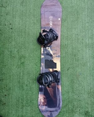 SNOWBOARD Lamar Daska i Vezovi 157 cm